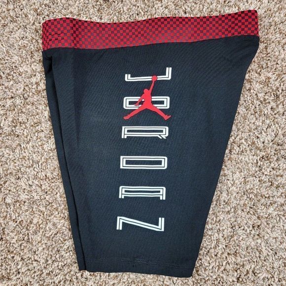 NEW Nike Air Jordan Jumpman Girls Bike Shorts Teen Size MEDIUM Athletic Clothes - Picture 2 of 7